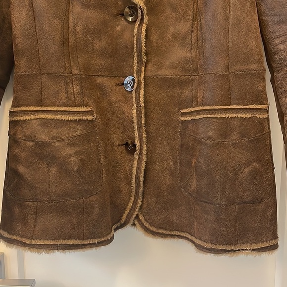 SzM Danier Brown Antiqued Leather Blazer 3 Button Barn jacket faux fur line EUC - Picture 5 of 13